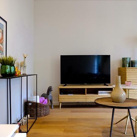 Modern Appartment In The Heart Of เกนต์ ภายนอก รูปภาพ