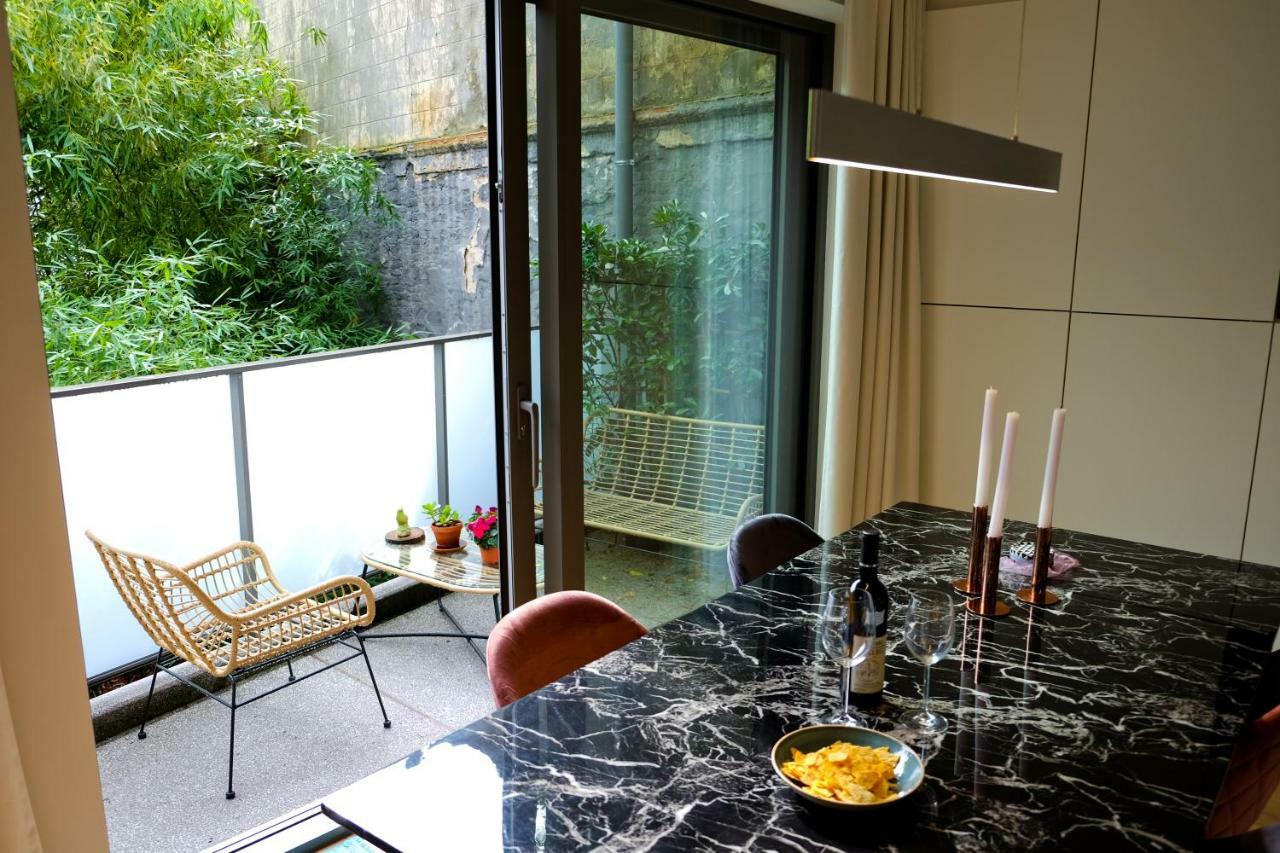 Modern Appartment In The Heart Of เกนต์ ภายนอก รูปภาพ