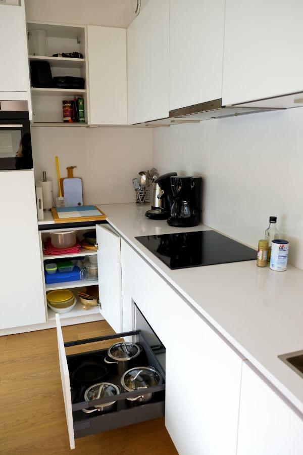Modern Appartment In The Heart Of เกนต์ ภายนอก รูปภาพ